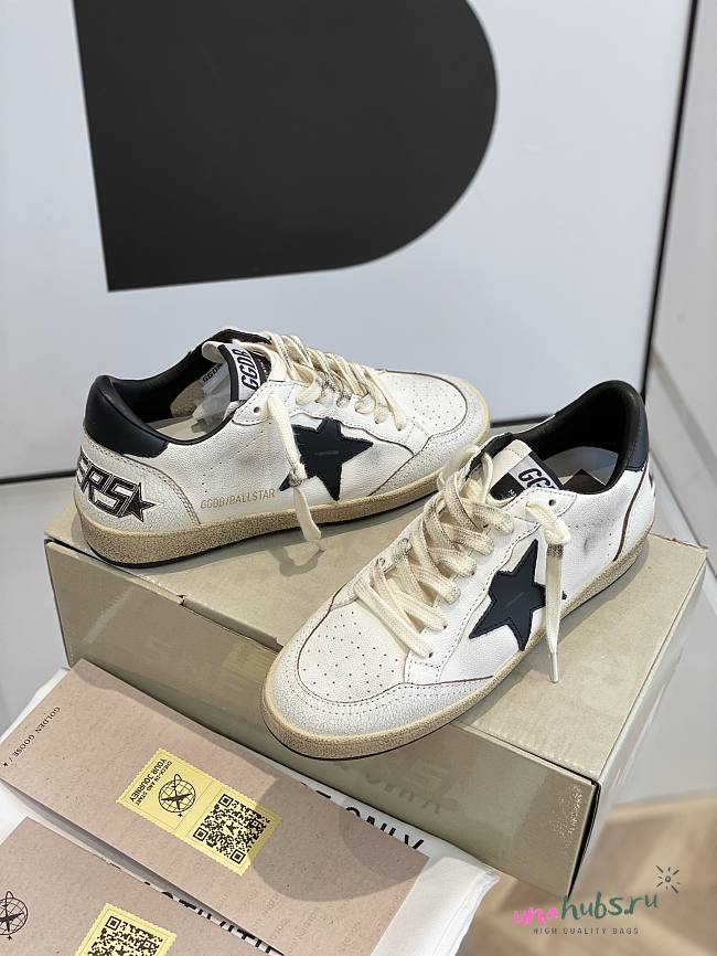 Golden Goose GGDB Star Black Shoes - 1