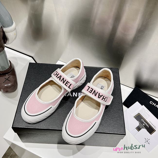 Chanel pink canvas shoes  - 1