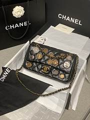 Chanel CF coin lambskin leather bag  - 6