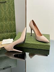 Gucci beige leather high heels - 2