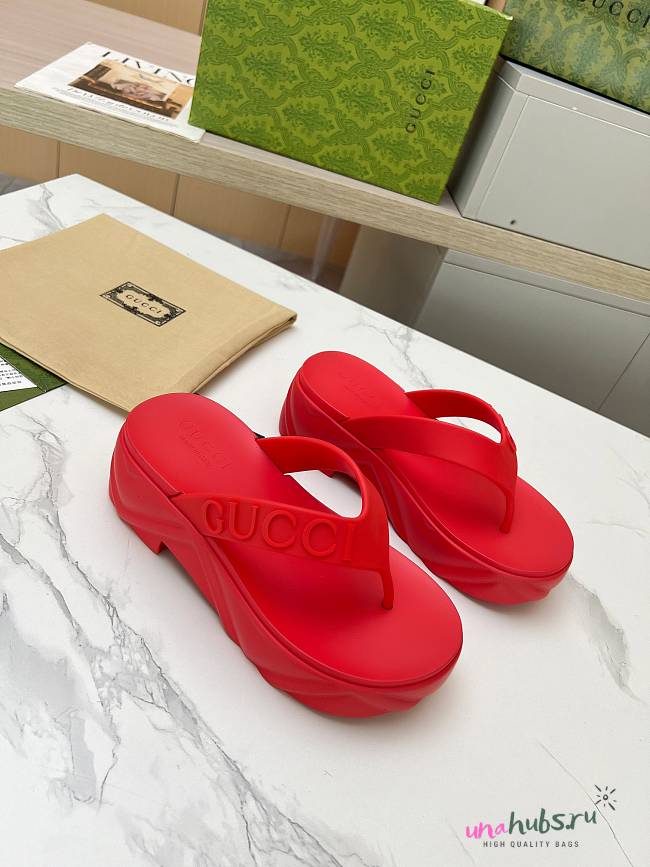 Gucci Red Platform Flat Flop  - 1