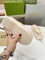 Gucci Beige Platform Flat Flop - 4