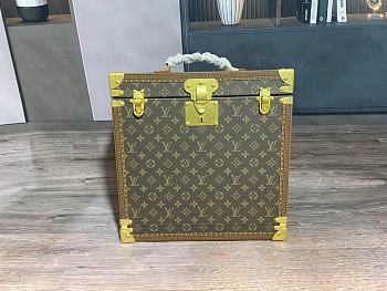 Louis Vuitton Monogram Jewelry Trunk 