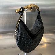 Bottega Veneta Sardine chain black leather shoulder bag - 6