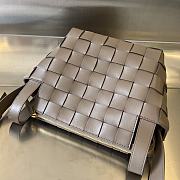 Bottega Veneta Small Bowling Cassette Chocolate Bag - 2