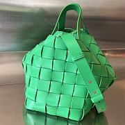 Bottega Veneta Small Bowling Cassette Green Bag - 5