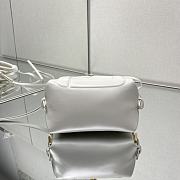 Fendi Cube-shaped mini white bag - 6