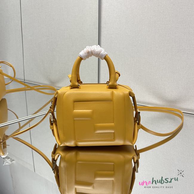 Fendi Cube-shaped mini yellow bag - 1