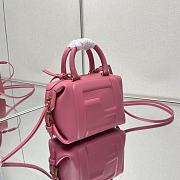 Fendi Cube-shaped mini pink bag - 2