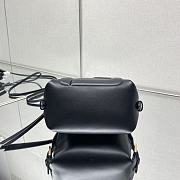 Fendi Cube-shaped mini black bag - 6