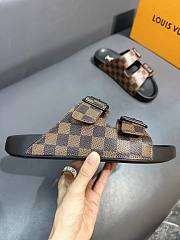 Louis Vuitton brown damier slippers - 6