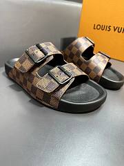 Louis Vuitton brown damier slippers - 3