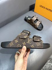 Louis Vuitton brown monogram slippers - 3