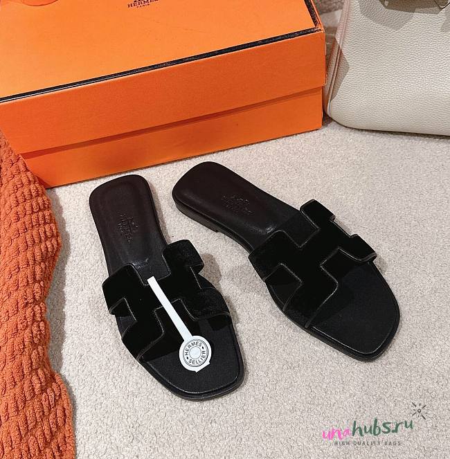 Hermes Oran black suede sandals - 1