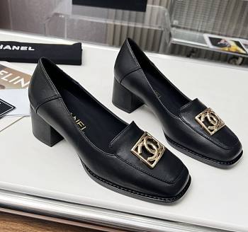 Chanel CC loafer ( 3 colors)