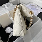 Chane1 24P hobo white leather bag - 5