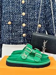 Louis Vuitton Bom Dia green sandals - 6