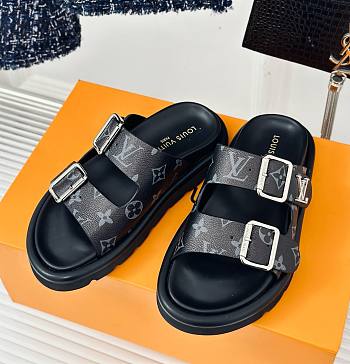 Louis Vuitton Bom Dia black sandals 