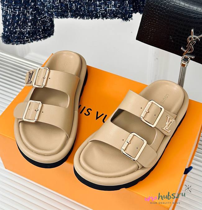 Louis Vuitton Bom Dia beige sandals - 1