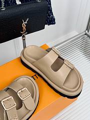 Louis Vuitton Bom Dia beige sandals - 4