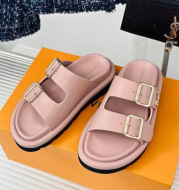 Louis Vuitton Bom Dia light pink sandals