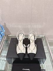 Chanel 2 tone heels ( black/ beige/ white) 7cm - 4