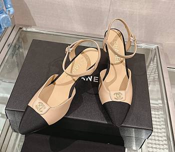 Chanel 2 tone heels ( black/ beige/ white) 7cm