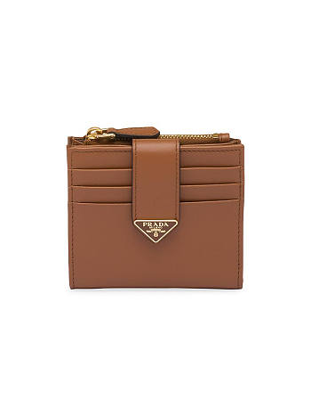 Prada Small leather wallet in cognac - 10x8cm