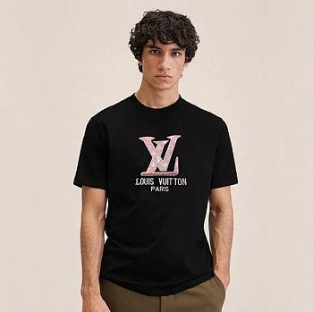 Louis Vuitton T-Shirt In Black Pink Logo 02