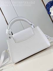 Louis Vuitton Capucines White - 22 x 12 x 8 - 5