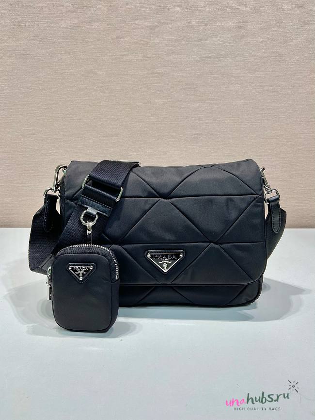 Prada Padded Re-Nylon shoulder bag - 24x17x8cm - 1