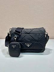 Prada Padded Re-Nylon shoulder bag - 24x17x8cm - 1