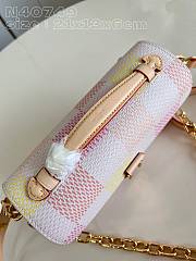 Louis Vuitton Pochette Métis East West Bag Peach Pink - 21.5 x 13.5 x 6 cm - 2