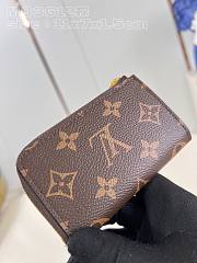 Louis Vuitton Noa Key Holder Monogram Canvas - 11 x 7 x 1.5 cm - 3