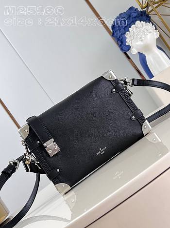 	 Louis Vuitton MM Side Trunk Bag Black - 21 x 14 x 6 cm