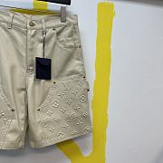 Louis Vuitton Beige Short - 3