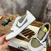 AIR JORDAN 1 RETRO LOW GOLF TRAVIS SCOTT NEUTRAL OLIVE - 6