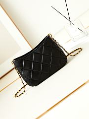 Chanel Hobo Shoulder Bag Black - 13-18-7cm - 2