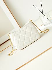 	 Chanel Hobo Shoulder Bag White - 13-18-7cm - 3