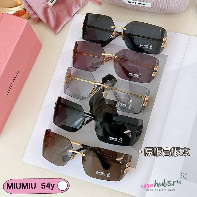 Miumiu Runway sunglasses - 1