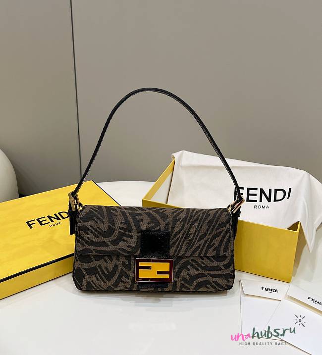 Fendi Baguette 1977 Vertigo FF Shoulder Bag Brown -  27×4×13cm  - 1