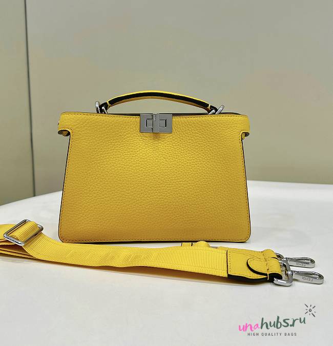 	 Peekaboo ISeeU XCross Yellow Leather Bag - 23/6/14.5cm - 1