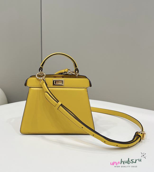 	 Fendi Peekaboo Iseeu Petite Yellow Bag - 20*11*15cm - 1