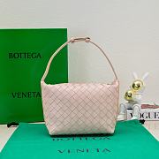 Bottega Veneta Wallace Intrecciato In Pink Leather Bag - 22x13x9.5 - 1