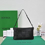 	 Bottega Veneta Black Cassette Pouch Bag - 22.5x13.5x4.5cm - 1