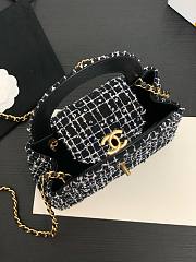 	 Chanel Kelly 23K Tweed Small Black Bag - 19x13x7cm - 6