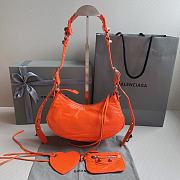 	 Balenciaga Le Cagole Small In Orange Leather - 26x16x10cm - 5