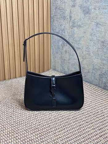 YSL Le 5 A 7 All Black Shoulder Bag - 23x16x6.5cm