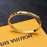 	 Louis Vuitton Bangle Gold Bracelet 02 - 4