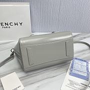 	 Givenchy Antigona Grey Small Bag - 23*27*13CM - 4